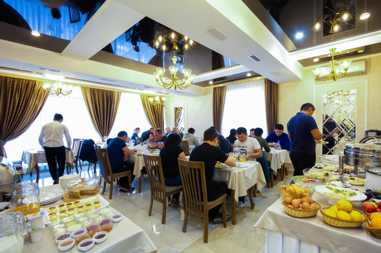 Rixon Hotel Bishkek Bagian luar foto