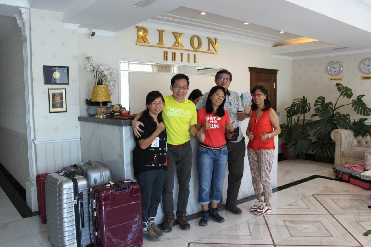 Rixon Hotel Bishkek Bagian luar foto